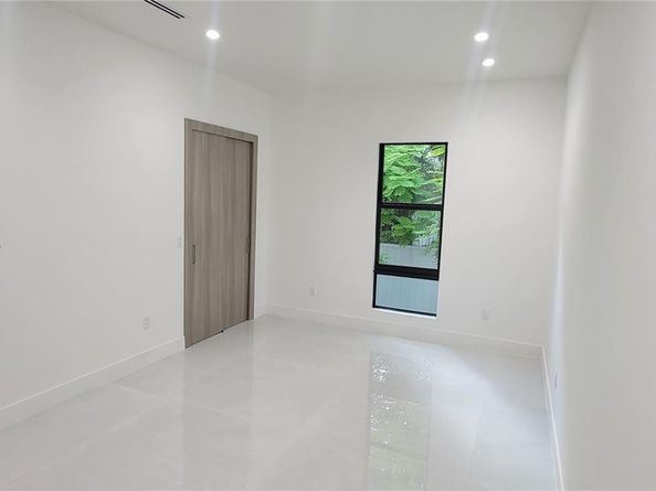 Undisclosed Address #A11872979, Miami Springs FL 33166