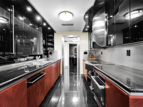 1 Grove Isle Dr A1110, Miami FL 33133