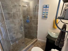 1881 Washington Ave 12E, Miami Beach FL 33139