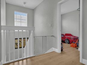 10022 NW 7th St 207, Miami FL 33172