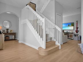 10022 NW 7th St 207, Miami FL 33172