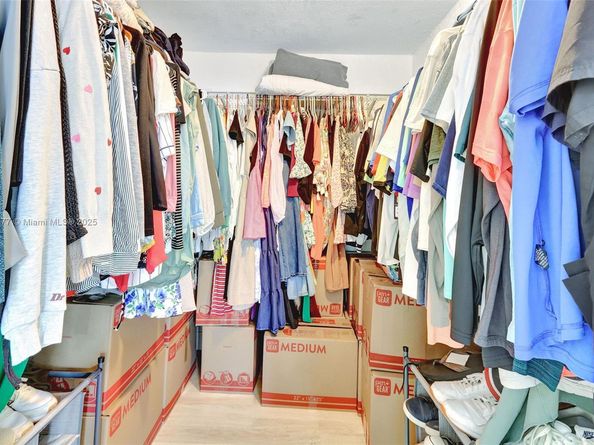 14537 SW 127th Ct, Miami FL 33186