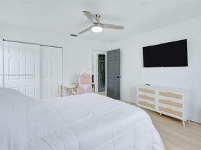 14537 SW 127th Ct, Miami FL 33186