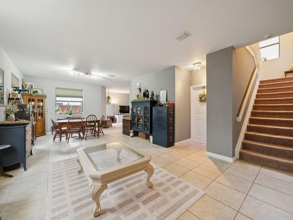 627 SE 34th Ave, Homestead FL 33033