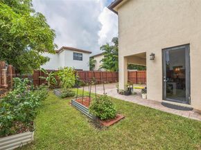 627 SE 34th Ave, Homestead FL 33033