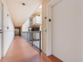 995 SW 84th Ave 223, Miami FL 33144