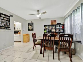 2700 S University Dr 3C, Davie FL 33328