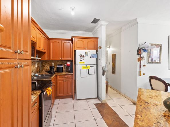 1679 NE 181st St, North Miami Beach FL 33162