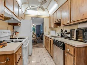 3321 NW 47th Ter 330, Lauderdale Lakes FL 33319