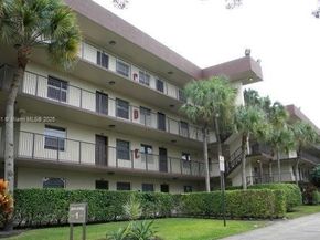 3321 NW 47th Ter 330, Lauderdale Lakes FL 33319
