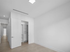 3063 Elizabeth St, Miami FL 33133