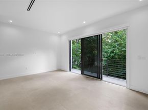 3063 Elizabeth St, Miami FL 33133