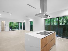 3063 Elizabeth St, Miami FL 33133