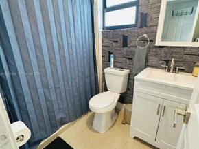 1464 NE 28th St, Pompano Beach FL 33064