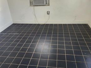 10 NW 28th Way, Fort Lauderdale FL 33311