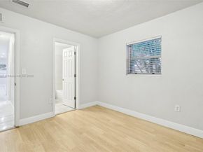 3851 NW 172nd Ter, Miami Gardens FL 33055
