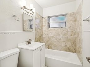 3851 NW 172nd Ter, Miami Gardens FL 33055