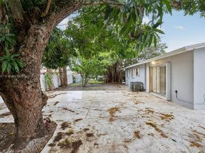 3851 NW 172nd Ter, Miami Gardens FL 33055