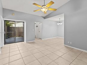 3502 Waterview Cir, Palm Springs FL 33461