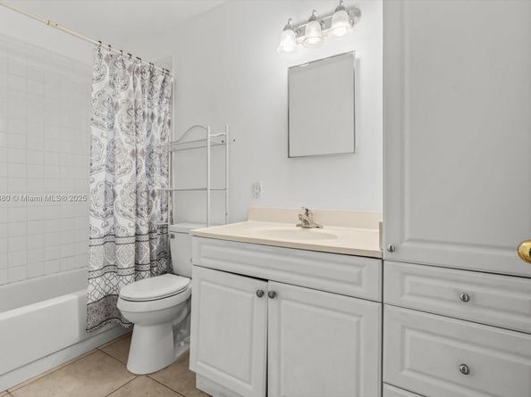 3502 Waterview Cir, Palm Springs FL 33461