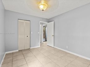 3502 Waterview Cir, Palm Springs FL 33461