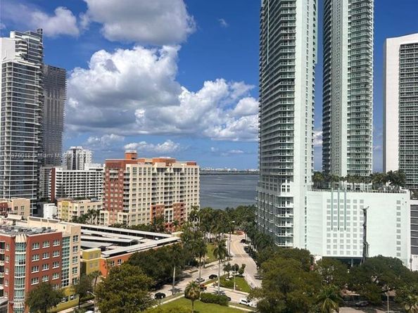 275 NE 18th St 1610, Miami FL 33132