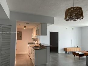 275 NE 18th St 1610, Miami FL 33132