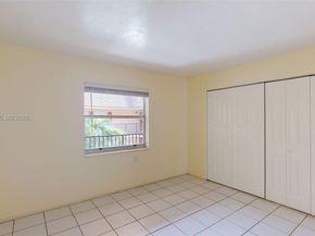 11207 SW 88th St 217A, Miami FL 33176