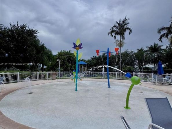 3204 SE 5th St, Homestead FL 33033