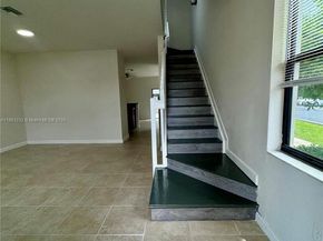 3204 SE 5th St, Homestead FL 33033