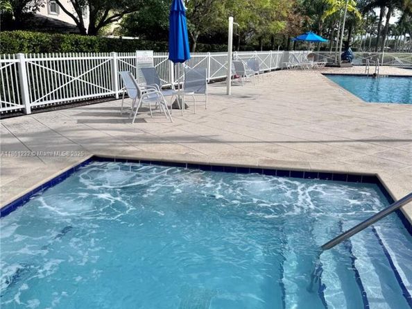 3204 SE 5th St, Homestead FL 33033