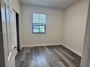 3204 SE 5th St, Homestead FL 33033