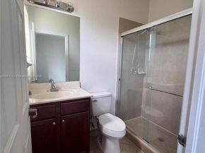 3204 SE 5th St, Homestead FL 33033