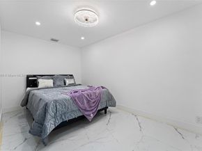 3705 NW 82nd Ave, Coral Springs FL 33065