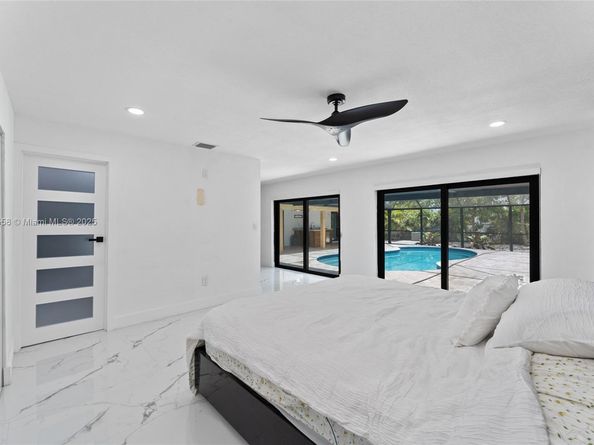3705 NW 82nd Ave, Coral Springs FL 33065