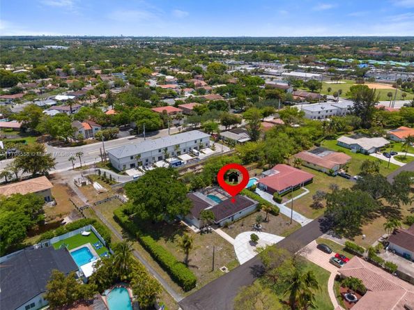 3705 NW 82nd Ave, Coral Springs FL 33065