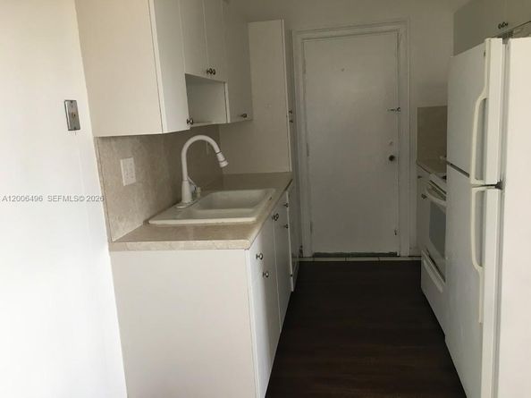900 SW 84th Ave 415D, Miami FL 33144