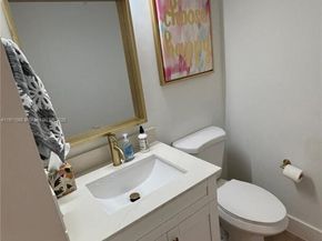 20500 W Country Club Dr 117, Aventura FL 33180