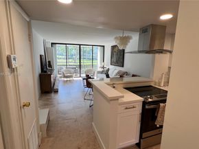 20500 W Country Club Dr 117, Aventura FL 33180