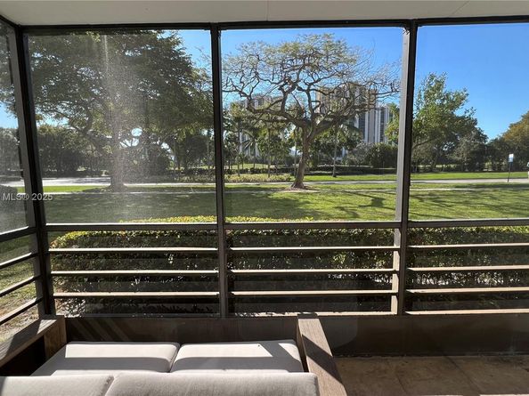 20500 W Country Club Dr 117, Aventura FL 33180