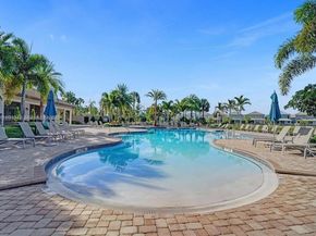 1422 Silk Oak Dr, Hollywood FL 33021