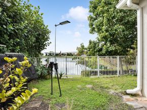 1422 Silk Oak Dr, Hollywood FL 33021