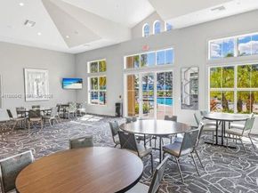 1422 Silk Oak Dr, Hollywood FL 33021