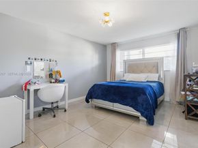 469 N Pine Island Rd B302, Plantation FL 33324