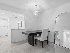 469 N Pine Island Rd B302, Plantation FL 33324