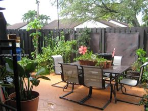 4850 SW 149th Ct 15F, Miami FL 33185