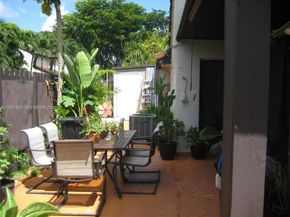 4850 SW 149th Ct 15F, Miami FL 33185