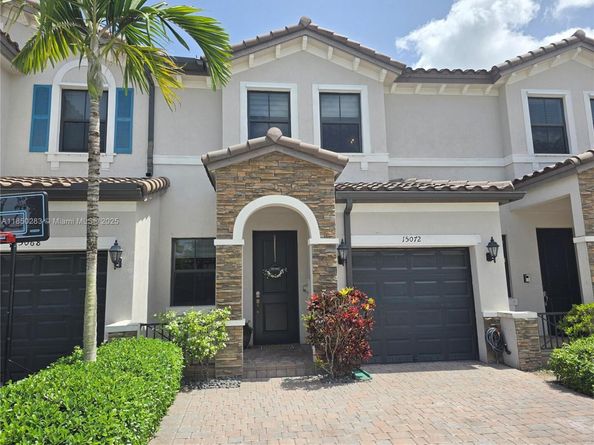 15072 SW 117th Ter, Miami FL 33196