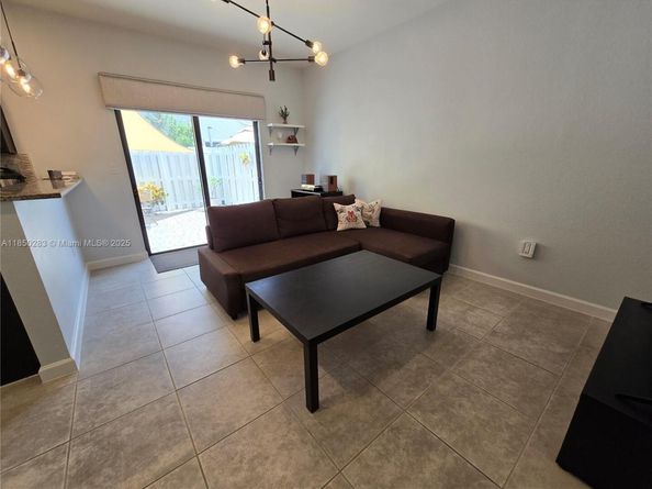 15072 SW 117th Ter, Miami FL 33196