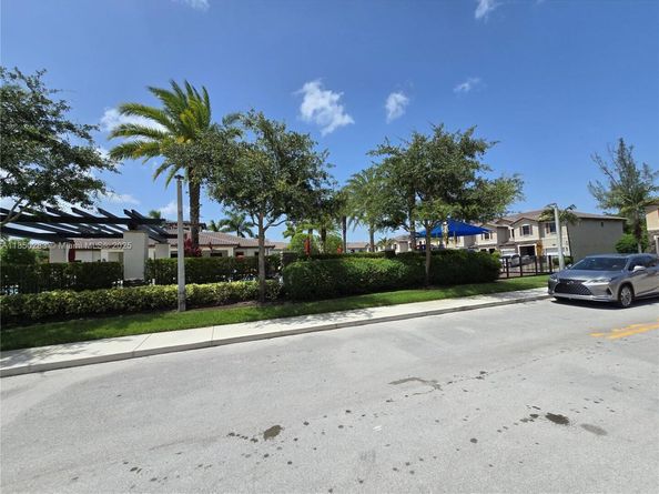 15072 SW 117th Ter, Miami FL 33196